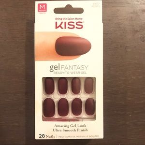 KISS Press-On Nails